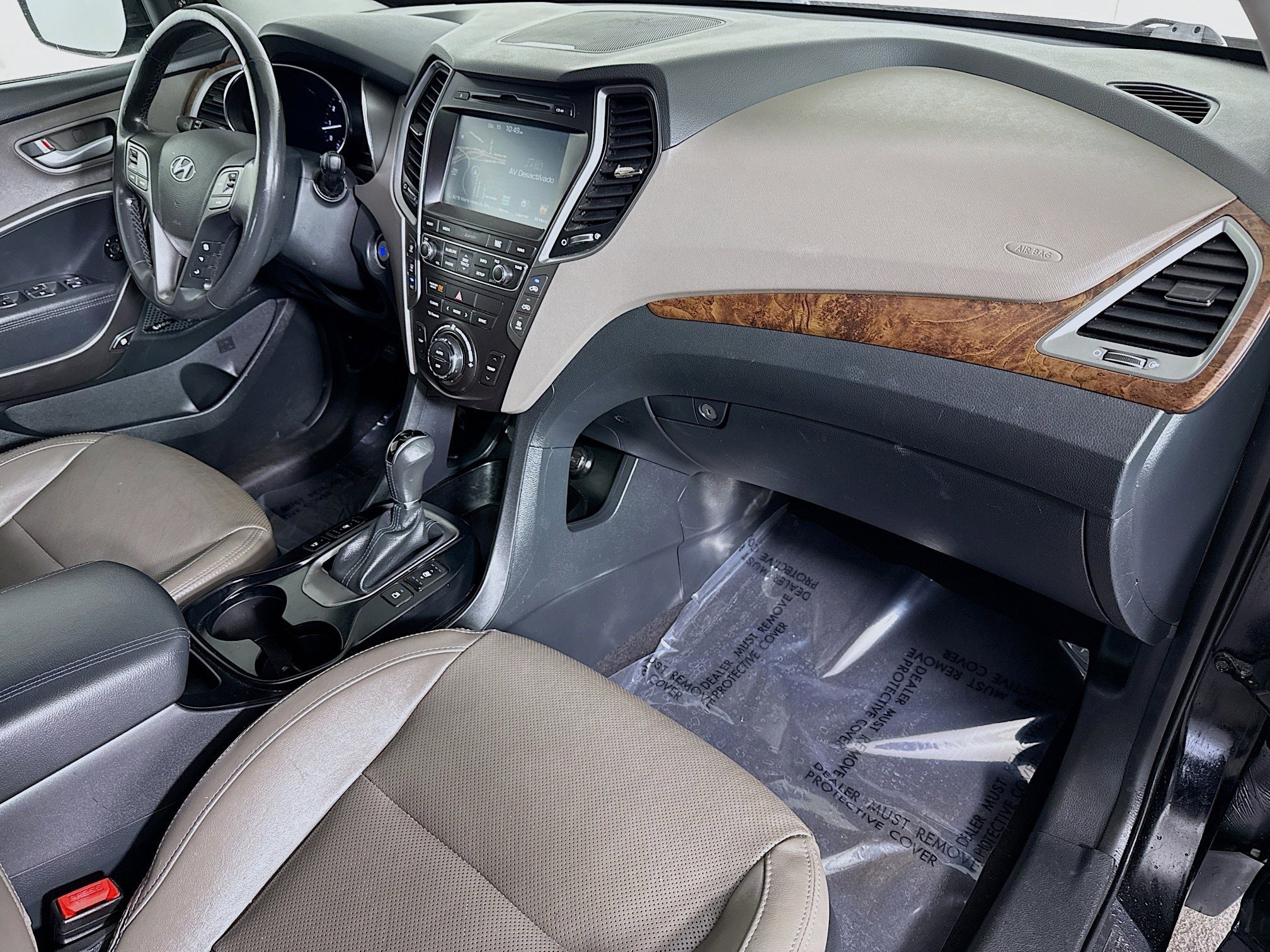 Used 2017 Hyundai Santa Fe Limited w/ Cargo Package image 30