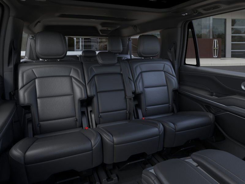 New 2025 Lincoln Navigator L Reserve w/ Jet Appearance Package image 11