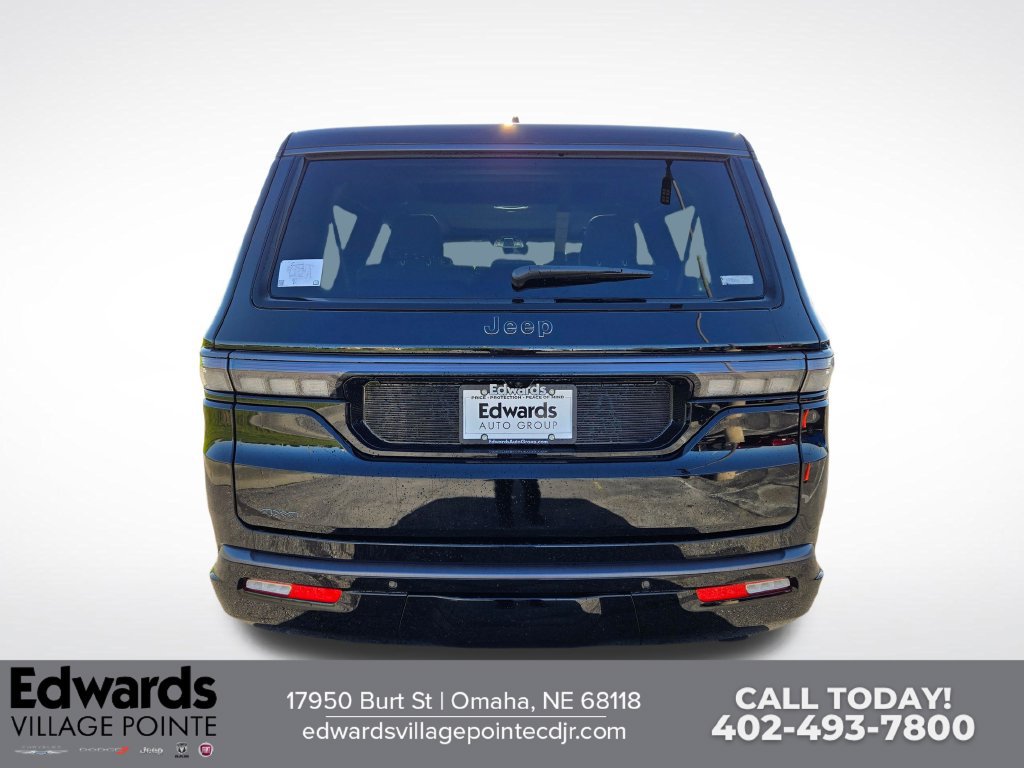 New 2026 Jeep Grand Wagoneer L Summit w/ Rear Seat Video Group I AWD/4WD image 4