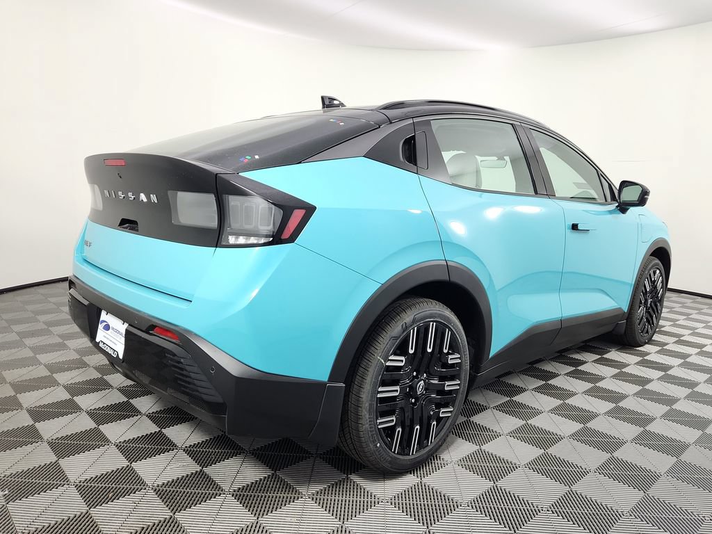 New 2026 Nissan Leaf Platinum+ w/ Cargo Package (Platinum+) FWD image 5