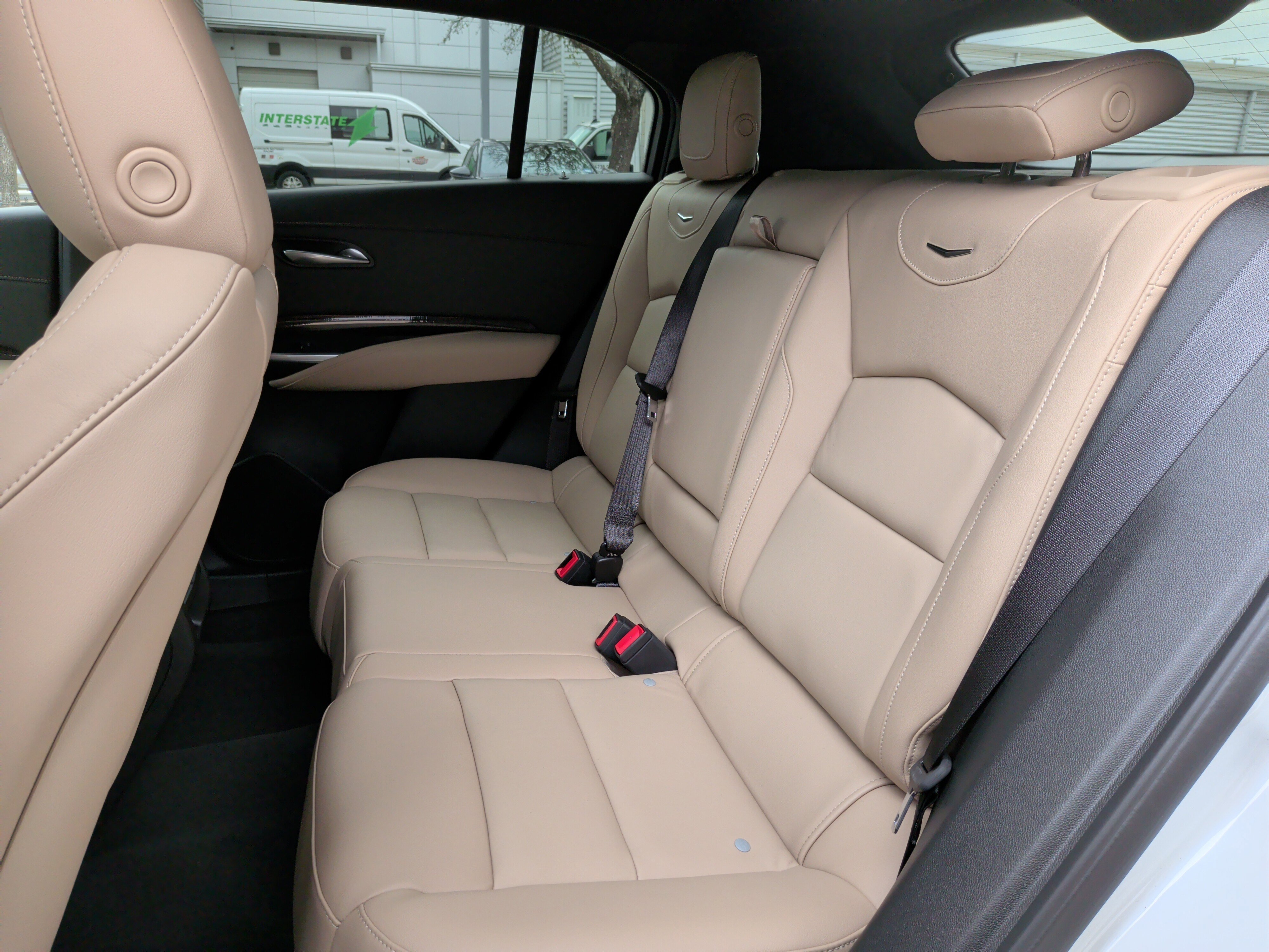 Used 2025 Cadillac XT4 Premium Luxury image 31