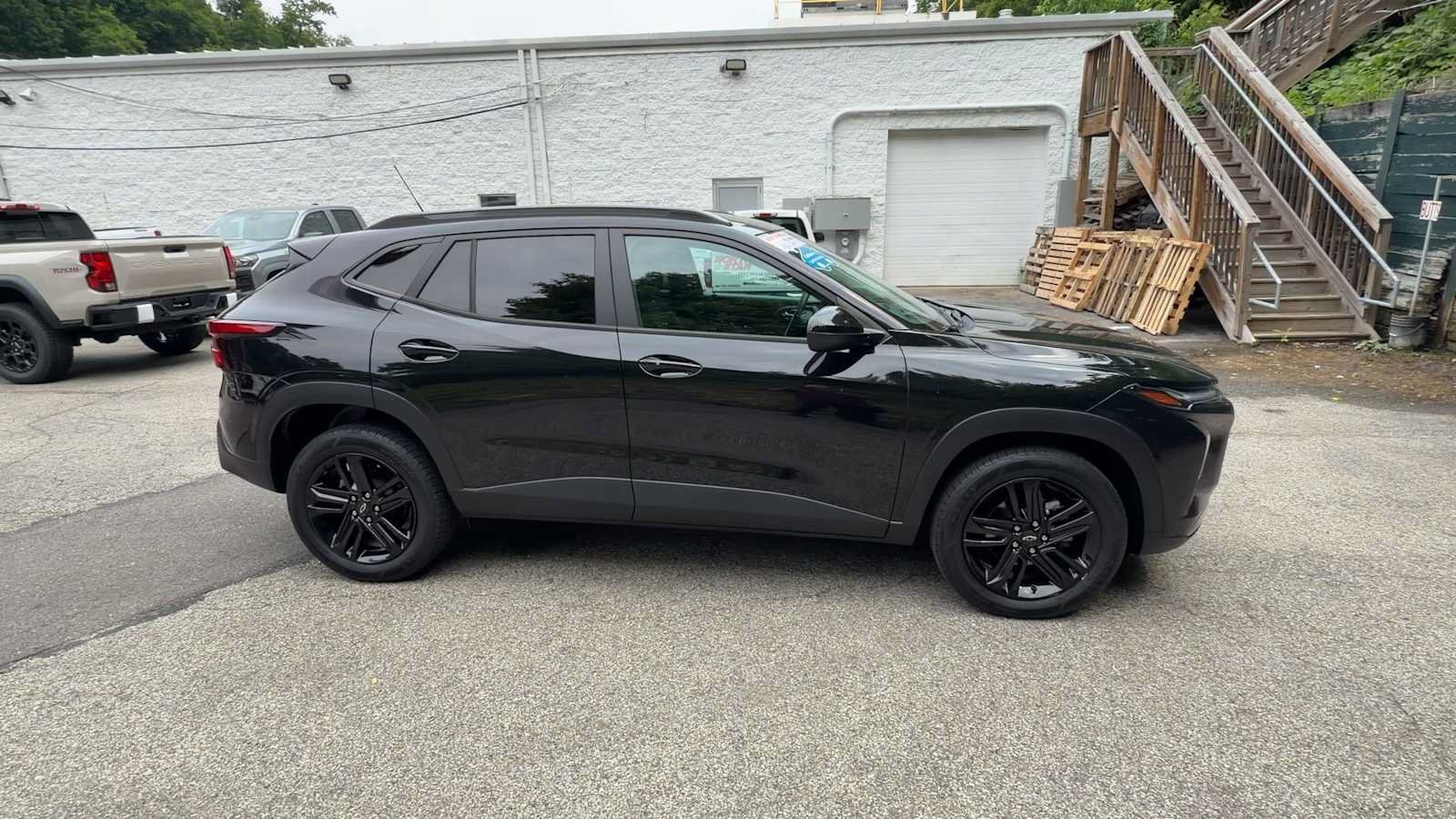 Certified 2024 Chevrolet Trax ACTIV w/ Driver Confidence Package FWD image 9