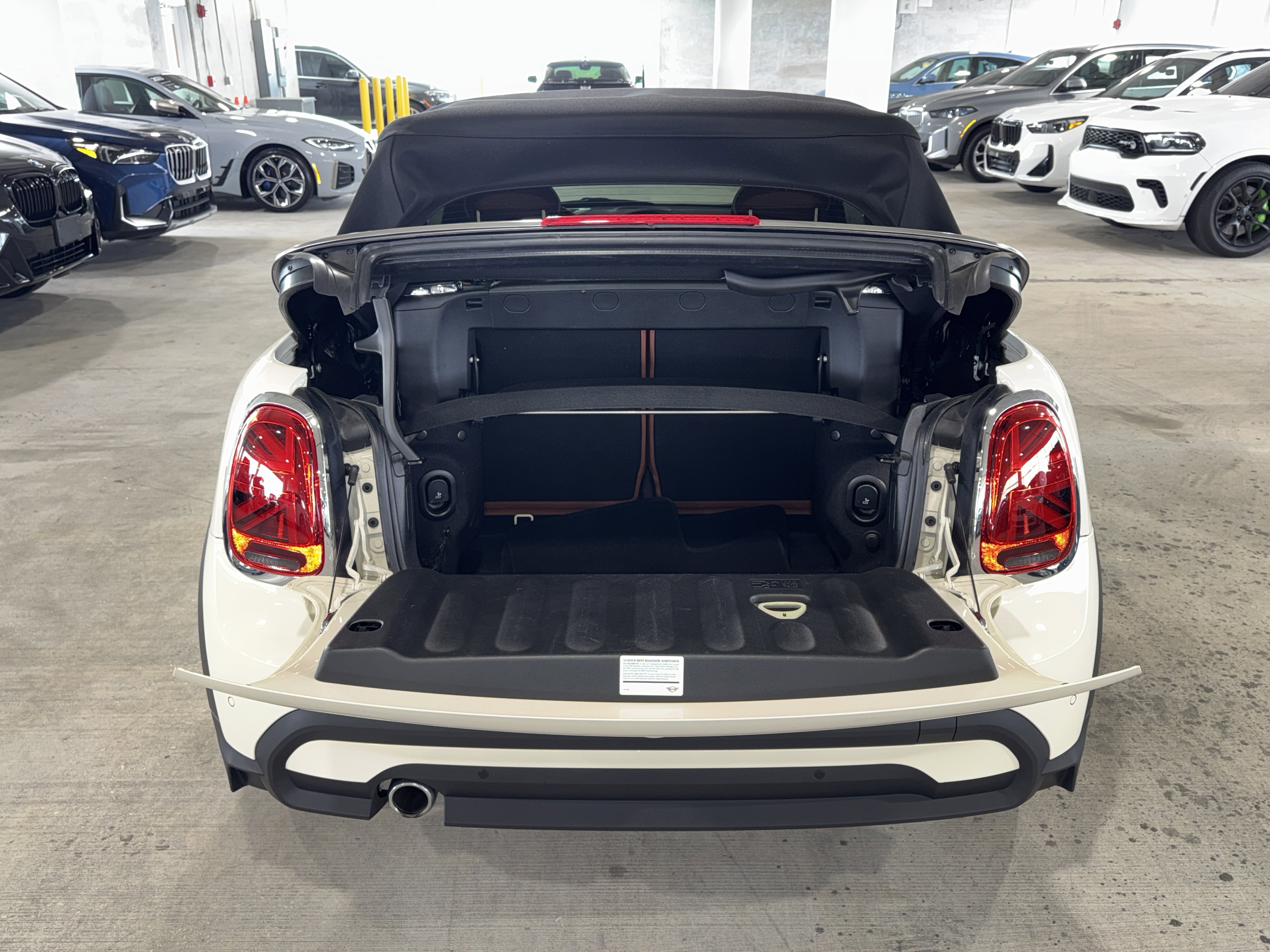 Used 2023 MINI Cooper Convertible FWD image 12