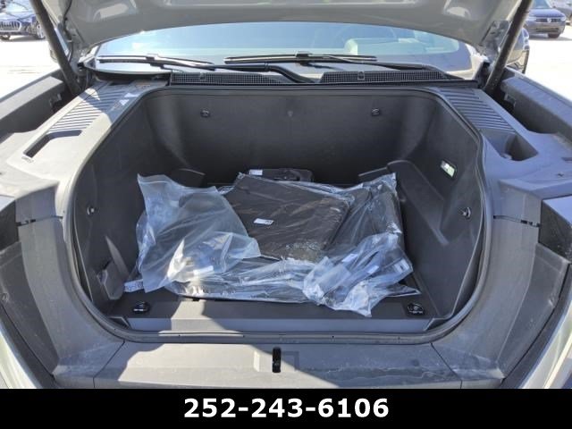 Used 2025 GMC Sierra EV Denali AWD/4WD image 15