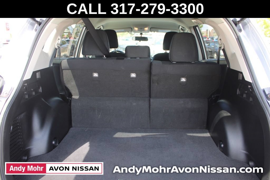 Used 2016 Toyota RAV4 LE AWD/4WD image 11