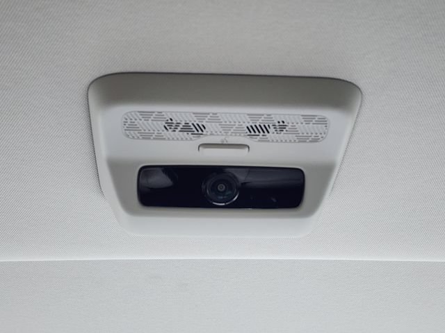 Certified 2025 Kia Carnival SX Prestige FWD image 19