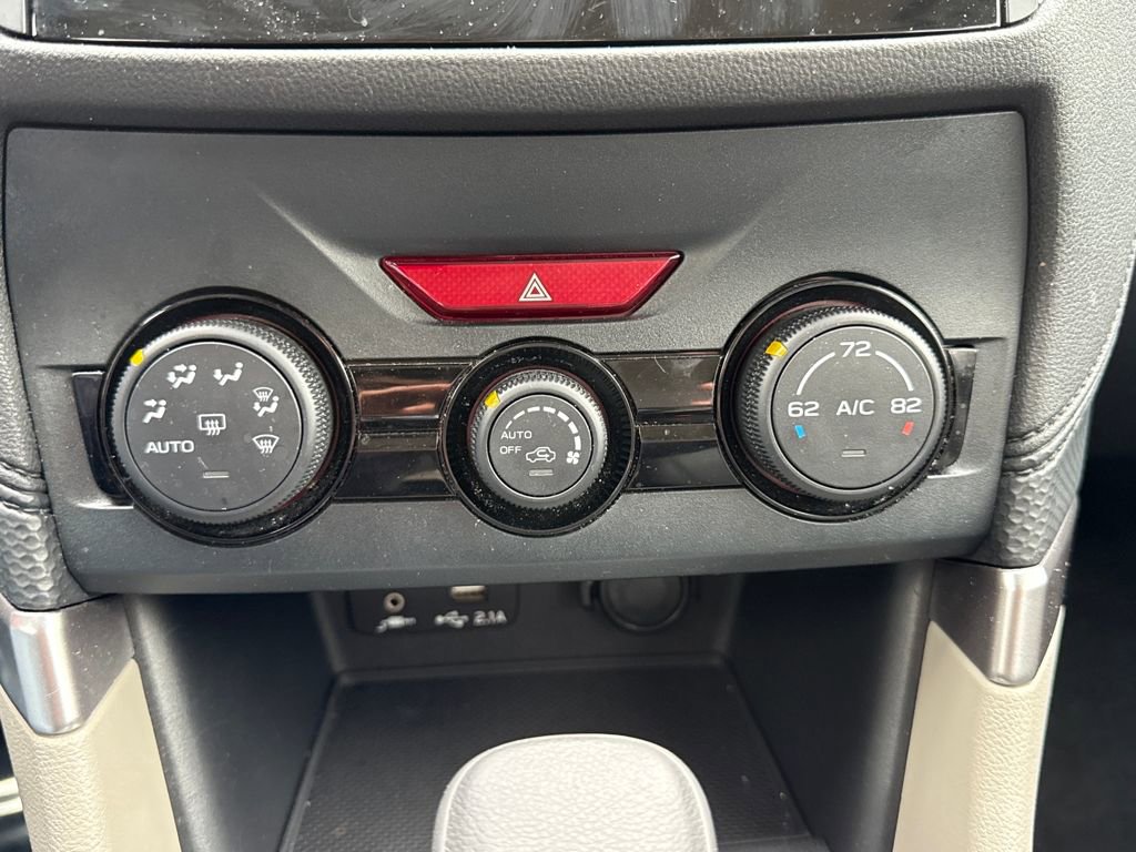 Used 2022 Subaru Forester Base image 22