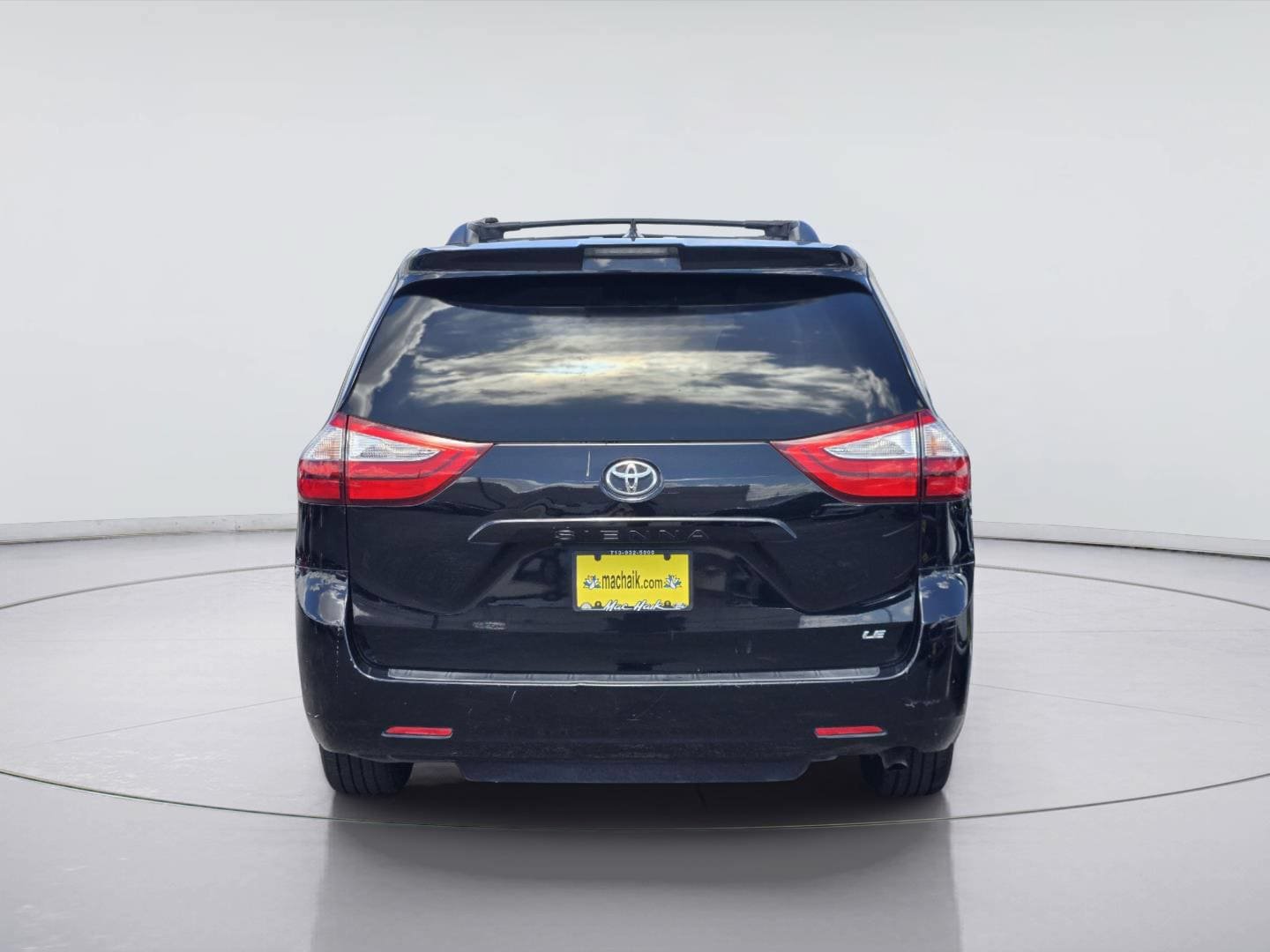 Used 2018 Toyota Sienna LE FWD image 6