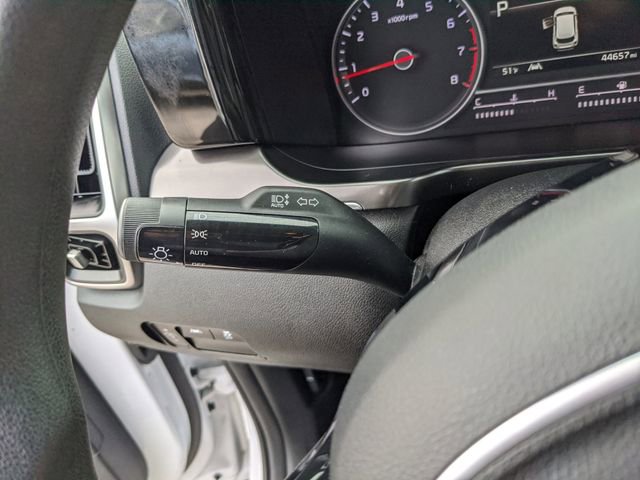 Used 2022 Kia Sorento LX image 28