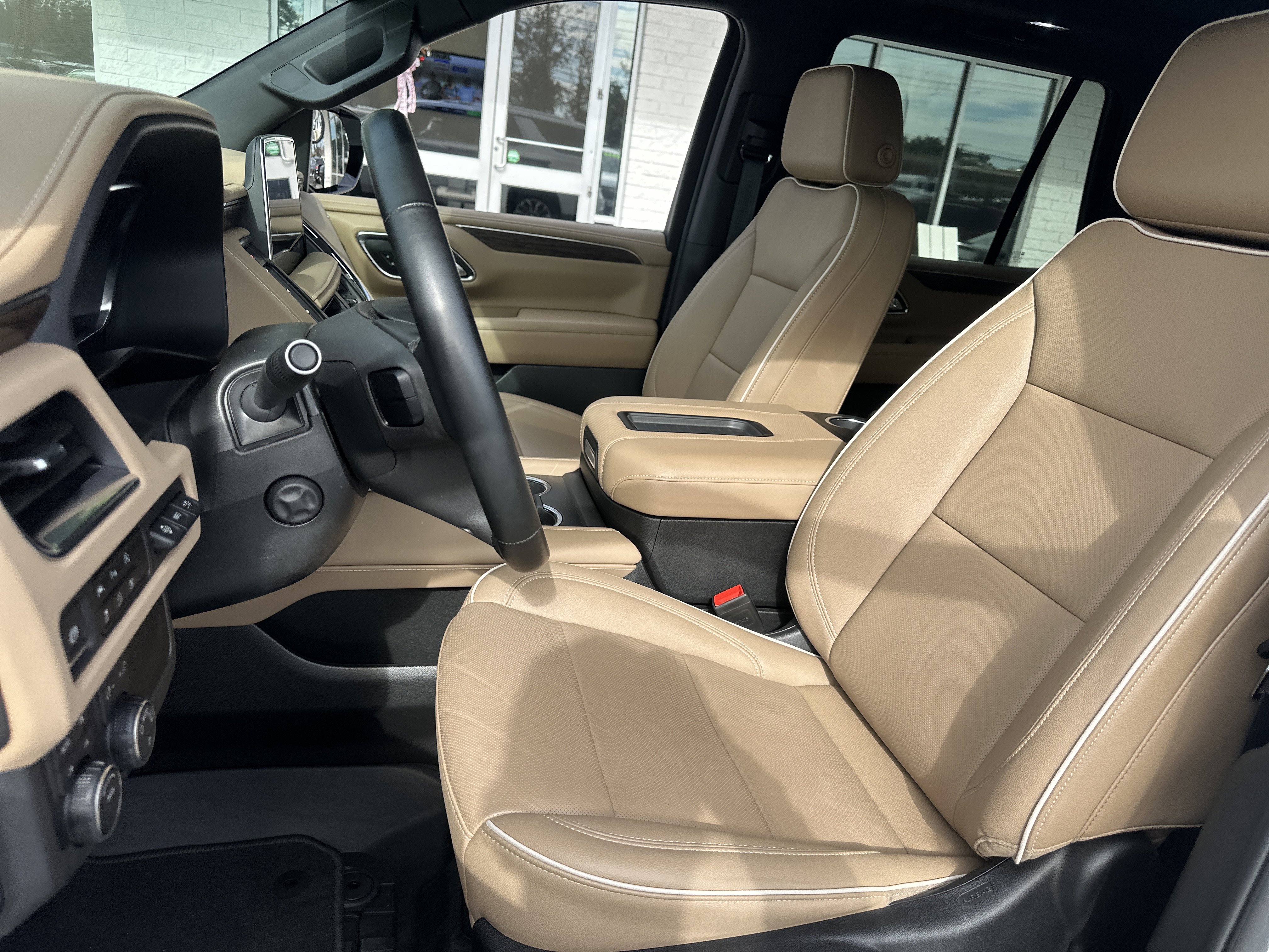 Used 2024 Chevrolet Tahoe Premier image 10