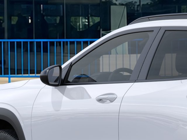 New 2026 Chevrolet Trax LT w/ Midnight Edition FWD image 12