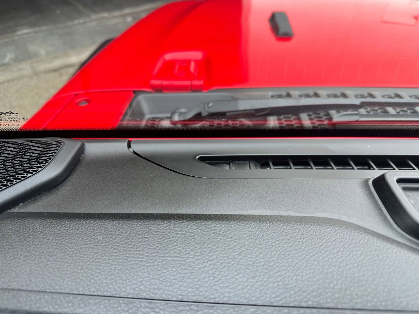 Used 2025 Jeep Wrangler Sport S image 34