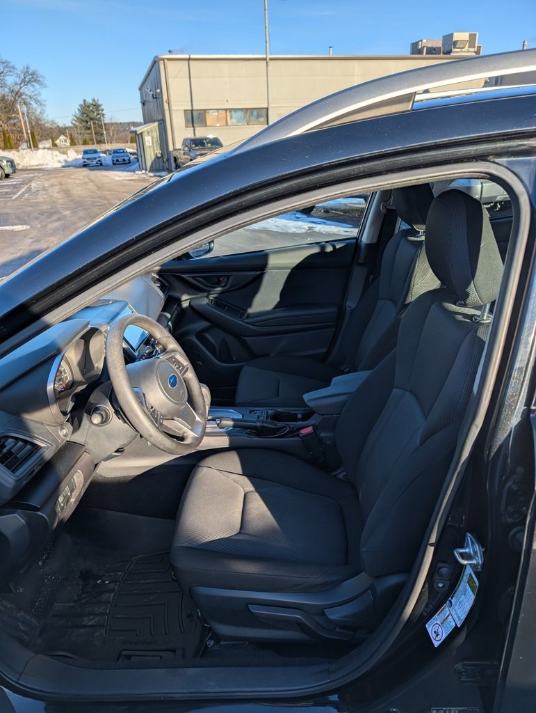 Used 2019 Subaru Impreza 2.0i Premium image 13