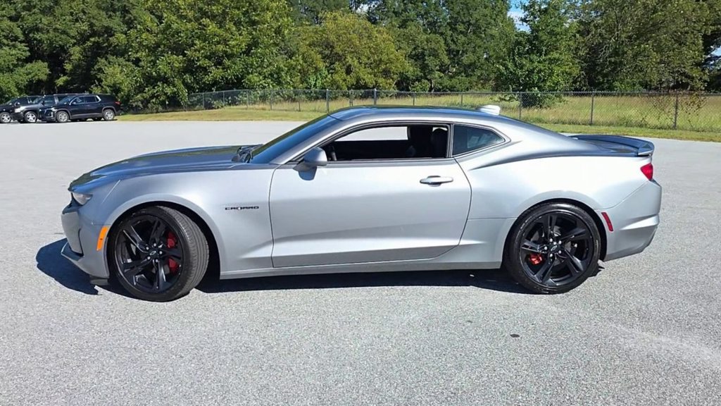 Used 2024 Chevrolet Camaro LT RWD image 5
