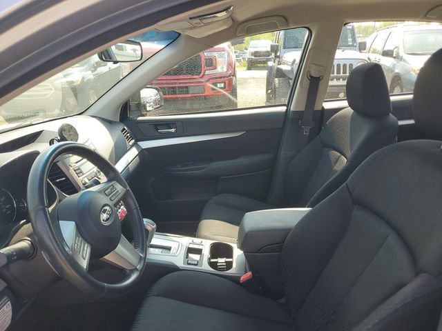 Used 2011 Subaru Legacy 2.5i Premium w/ All-Weather Pkg AWD/4WD image 10