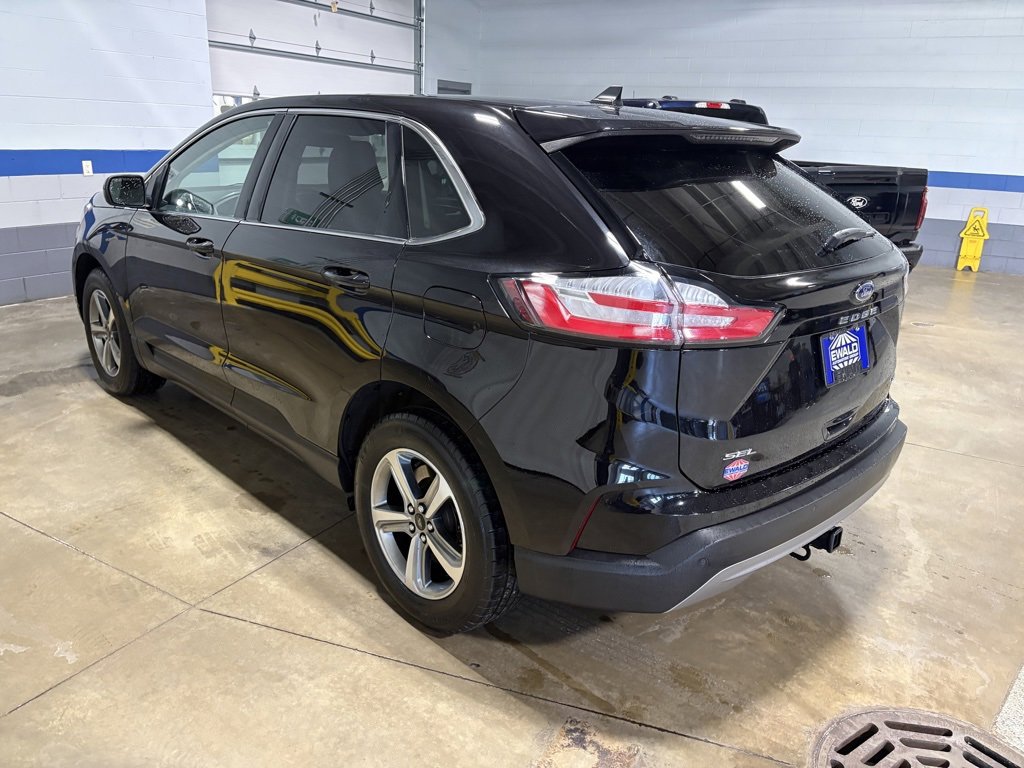 Used 2024 Ford Edge SEL w/ Convenience Package image 6