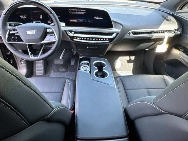 New 2026 Cadillac Lyriq Sport AWD/4WD image 15
