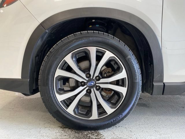 Used 2020 Subaru Forester Limited AWD/4WD image 5