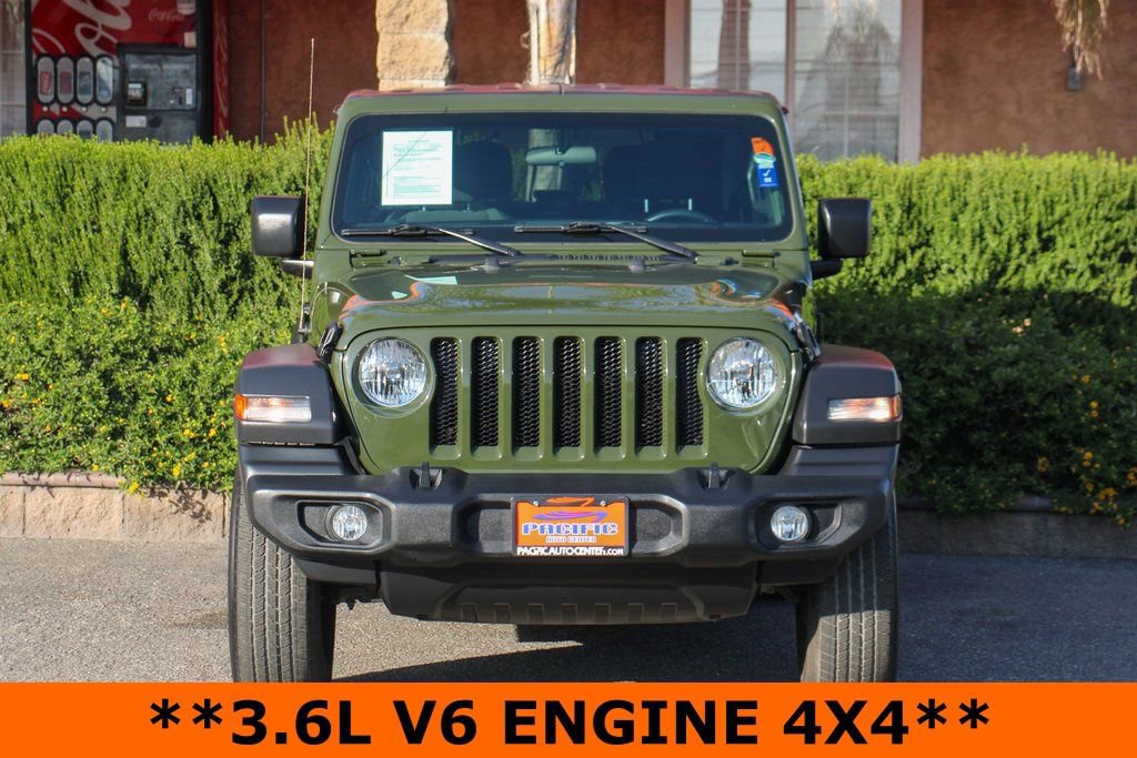 Used 2022 Jeep Wrangler Sport AWD/4WD image 3
