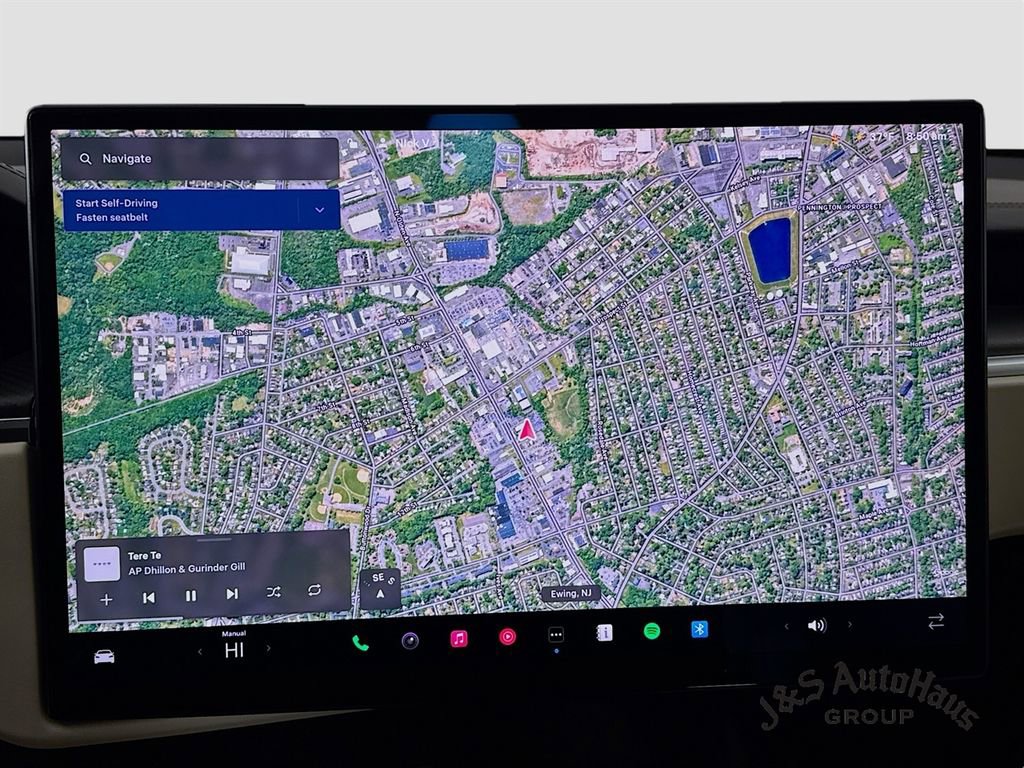Used 2025 Tesla Model S Plaid image 18
