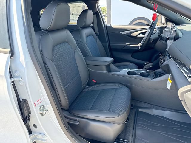 New 2026 Buick Envista Sport Touring w/ Convenience I Package FWD image 24