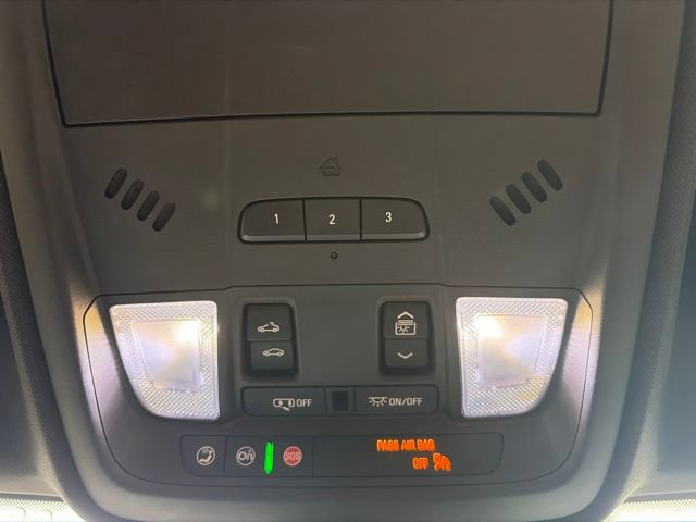 Used 2020 Cadillac XT4 Premium Luxury FWD image 16
