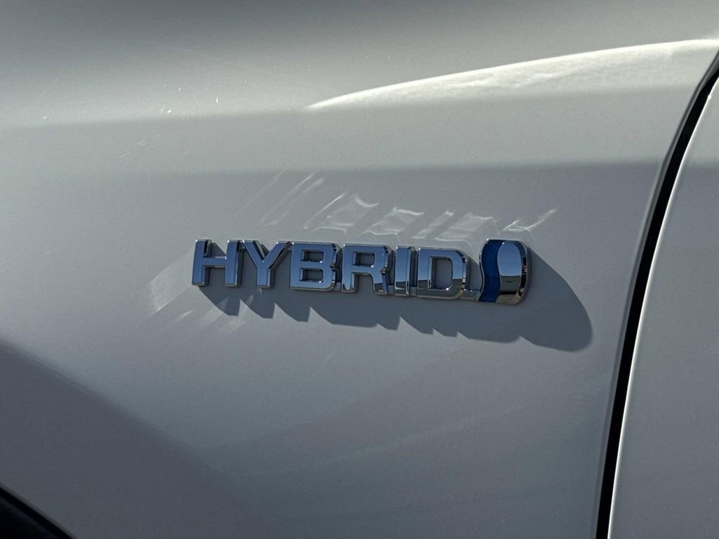 Used 2018 Toyota RAV4 XLE w/ Convenience Package image 26