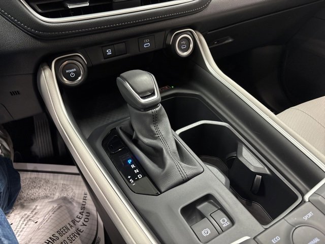 Used 2025 Toyota Grand Highlander AWD Hybrid image 22