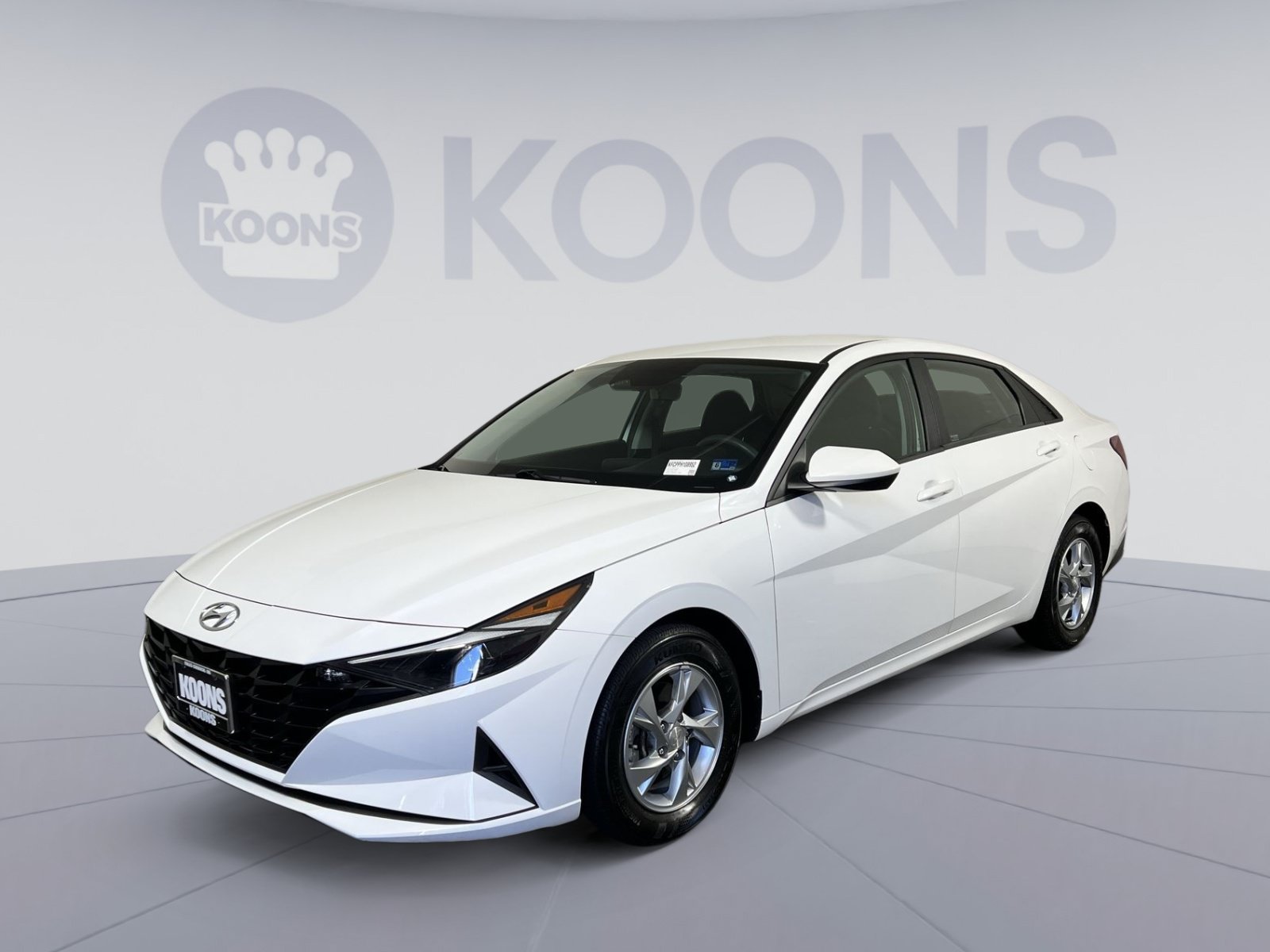 Used 2023 Hyundai Elantra SE FWD image 1