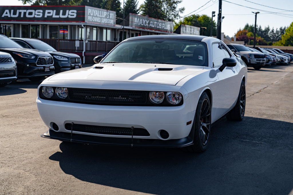 Used 2014 Dodge Challenger SRT8 Core w/ Satin Vapor Edition RWD image 4