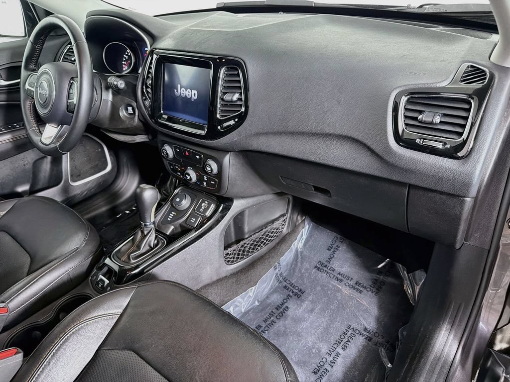 Used 2019 Jeep Compass Limited AWD/4WD image 24