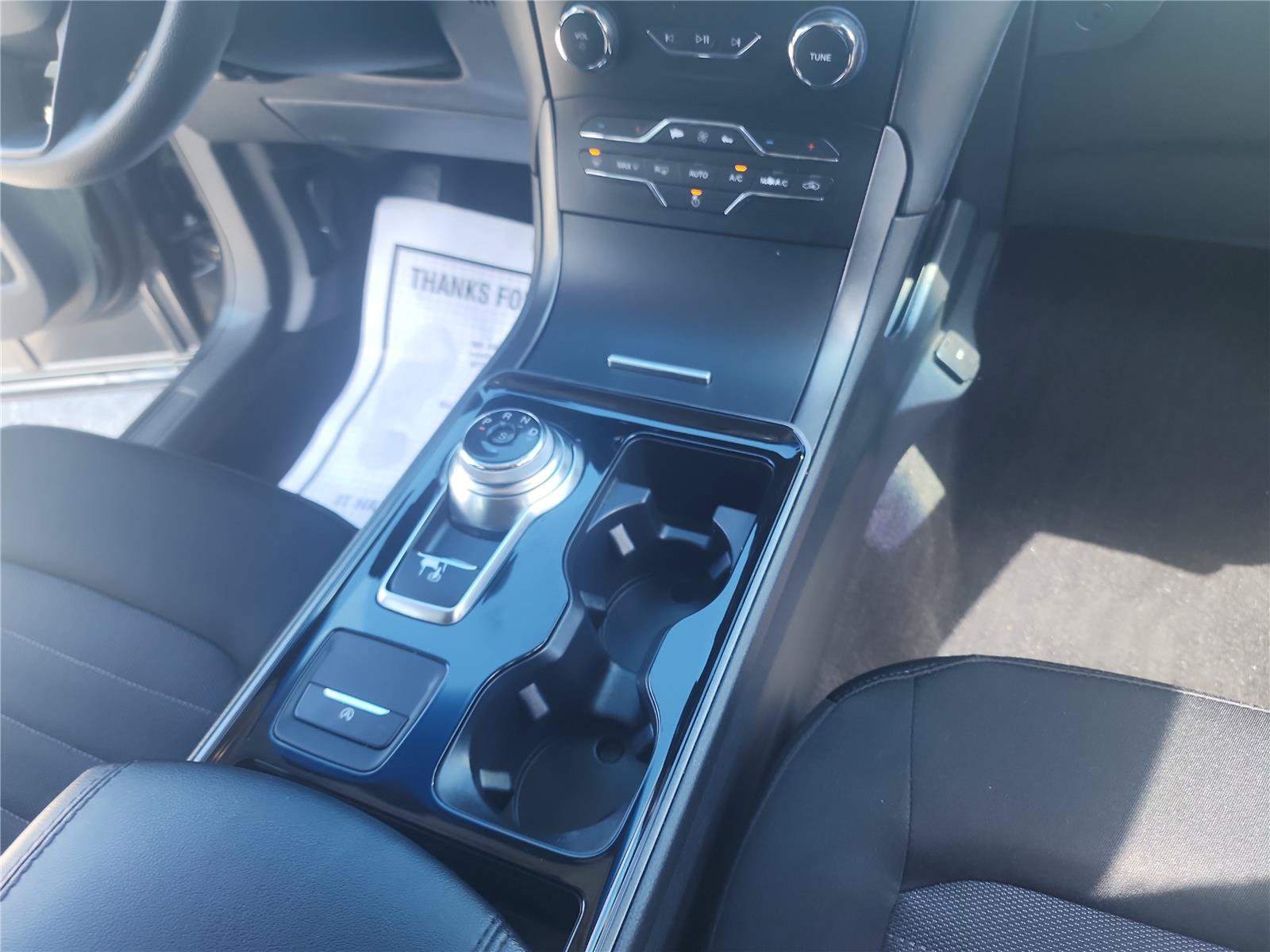 Certified 2020 Ford Edge SE FWD image 25
