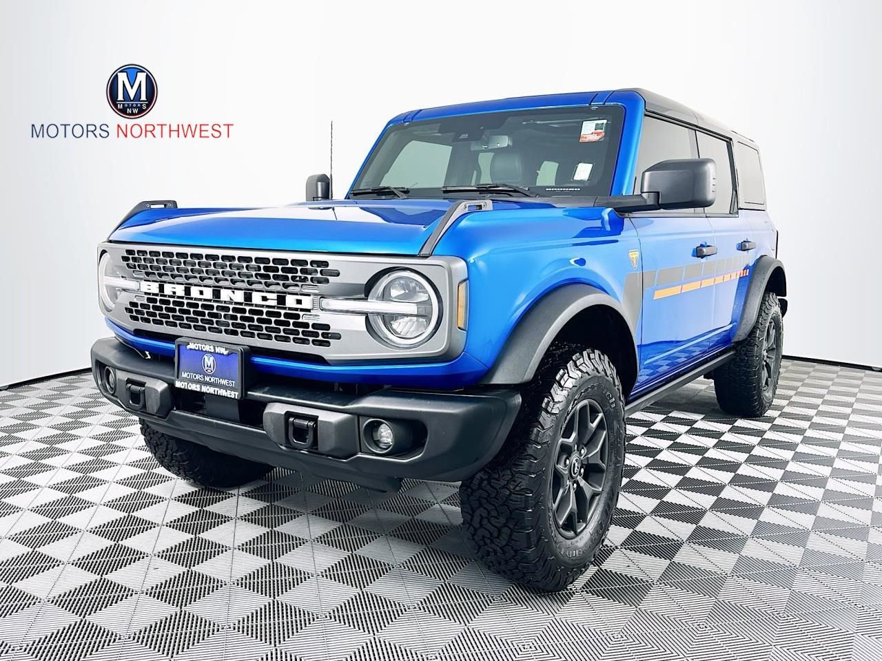 Used 2025 Ford Bronco Badlands image 1