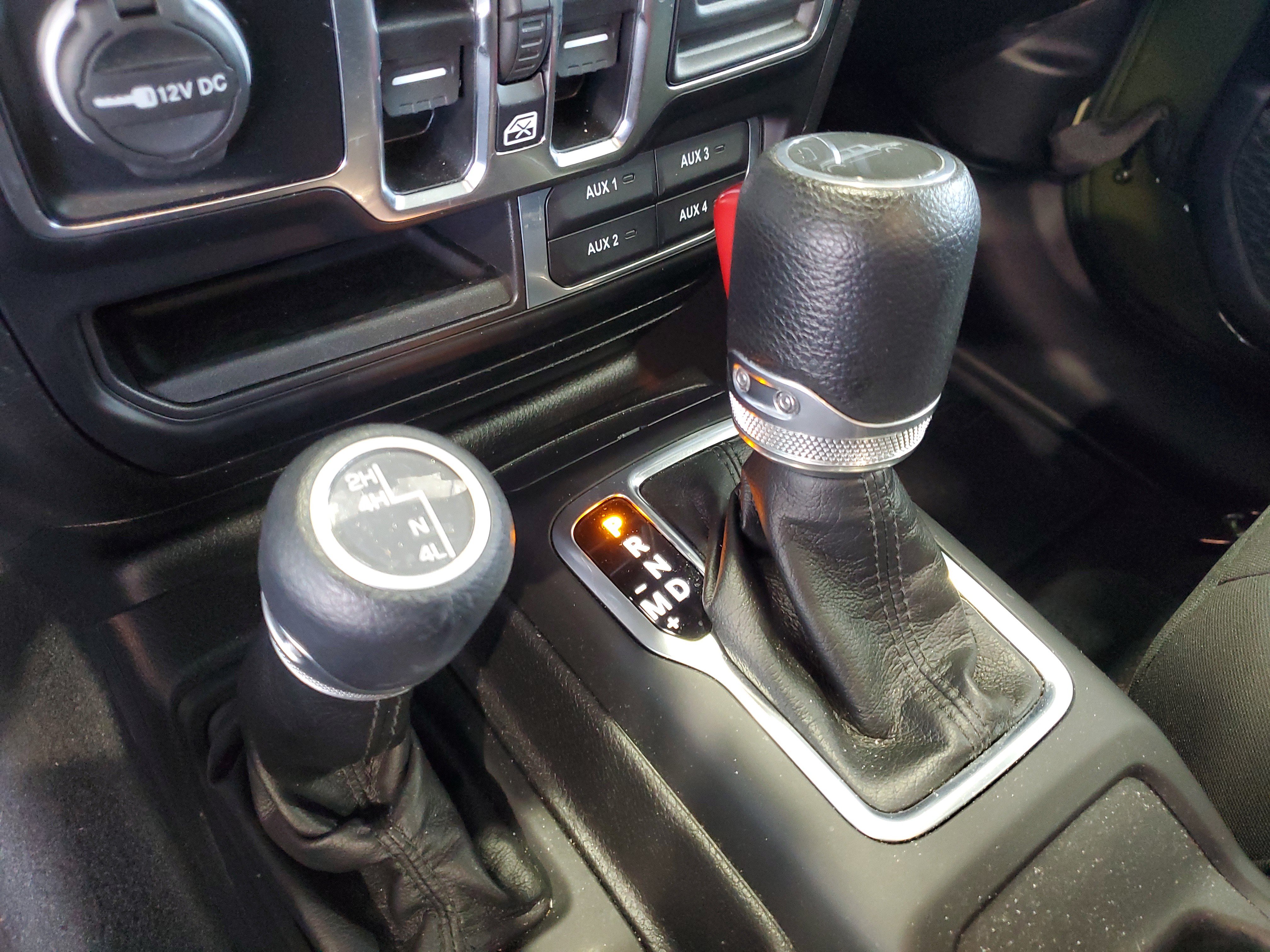 Used 2022 Jeep Gladiator Sport AWD/4WD image 30