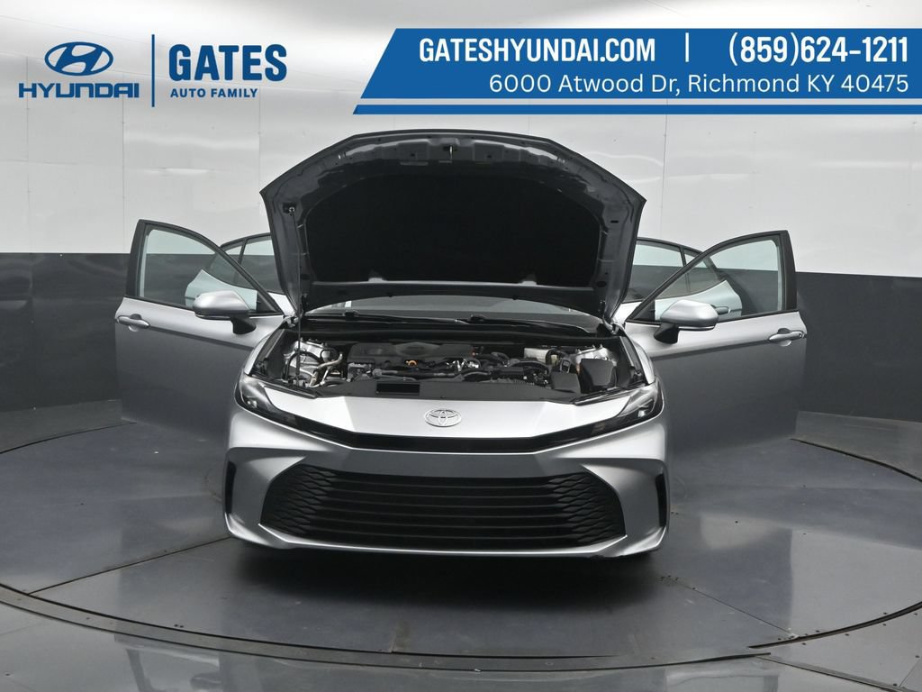 Used 2025 Toyota Camry LE FWD image 57