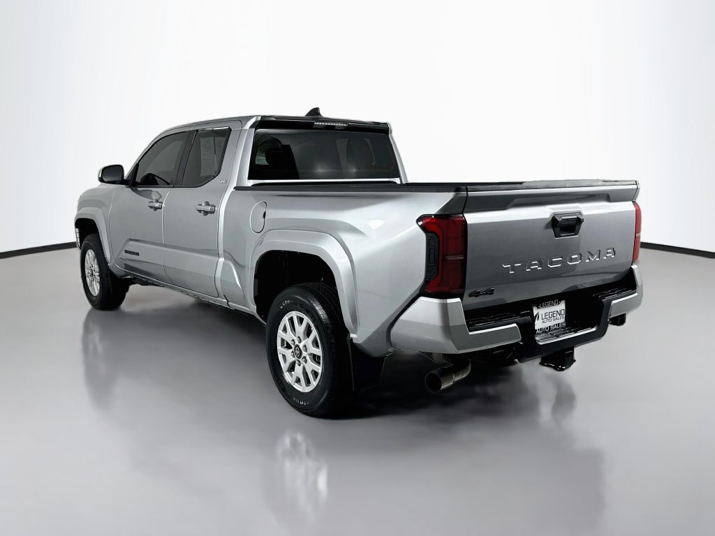 Used 2024 Toyota Tacoma SR5 AWD/4WD image 8