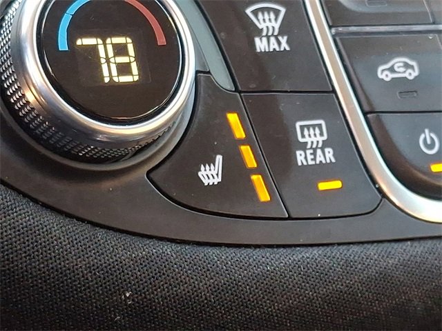 Used 2024 Chevrolet Malibu LT image 24