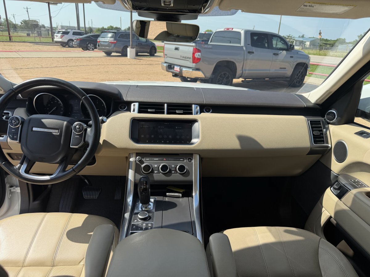 Used 2017 Land Rover Range Rover Sport SE AWD/4WD image 23