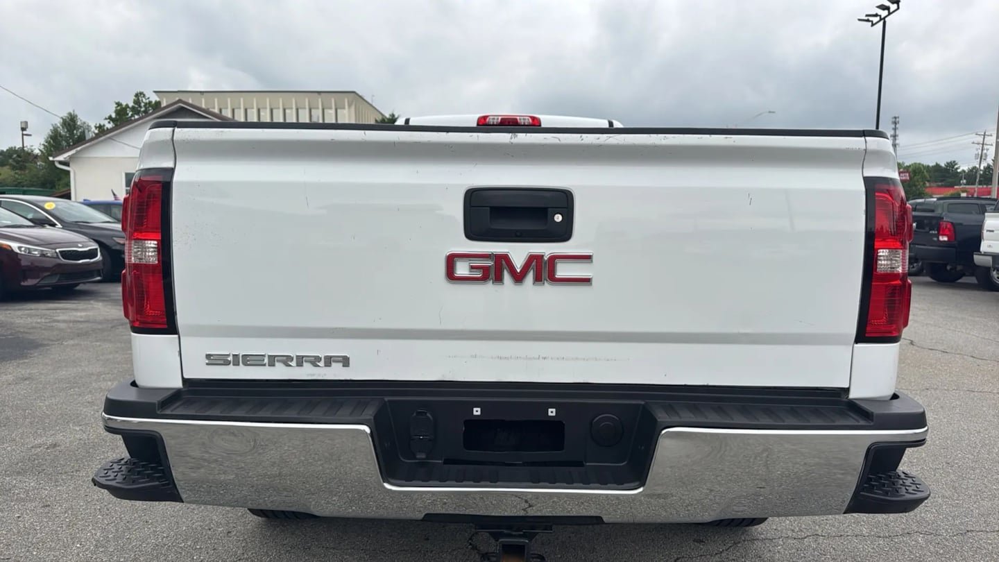 Used 2018 GMC Sierra 1500 2WD Regular Cab image 4