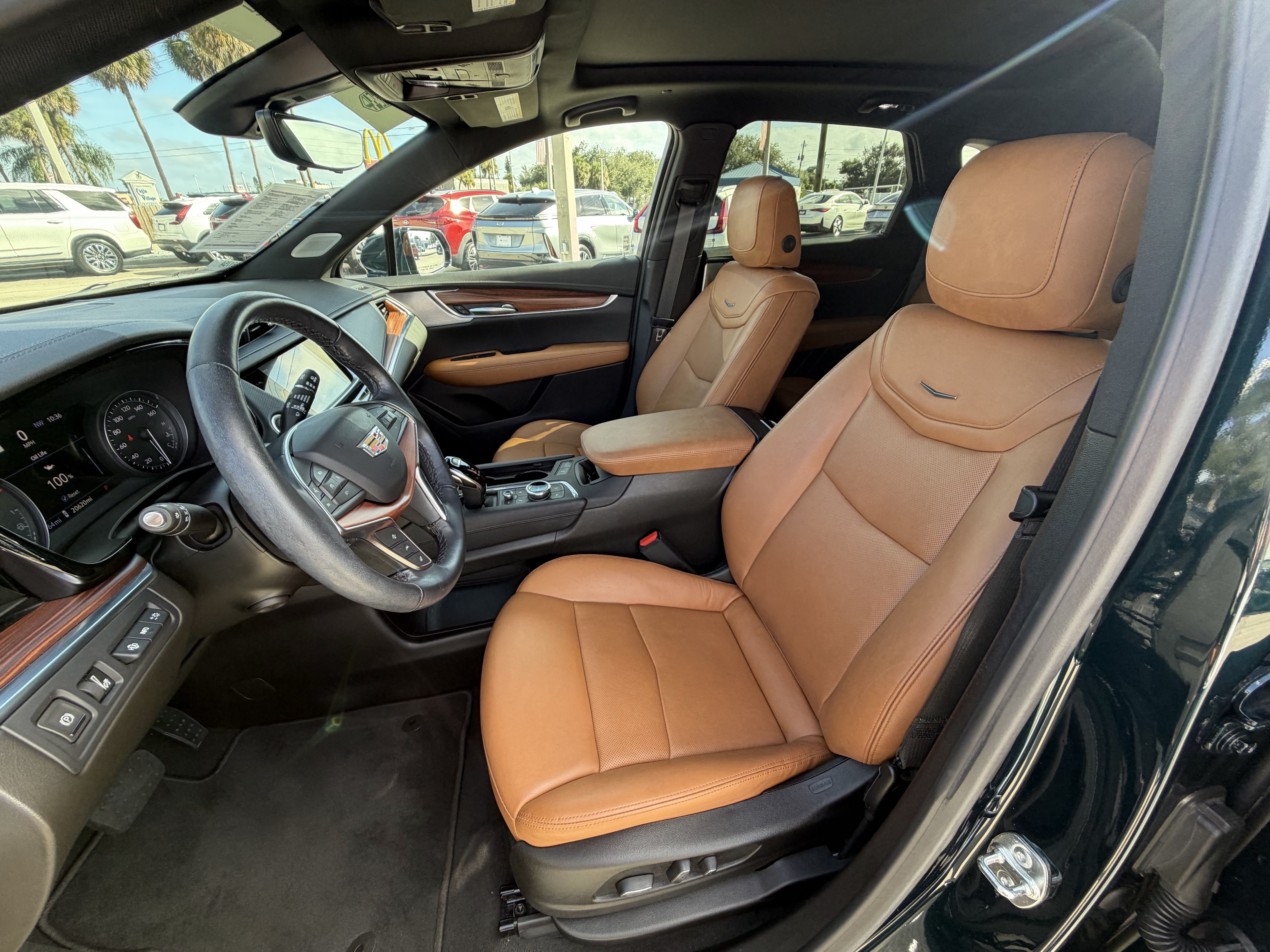 Certified 2024 Cadillac XT5 Premium Luxury w/ Technology Package FWD image 13