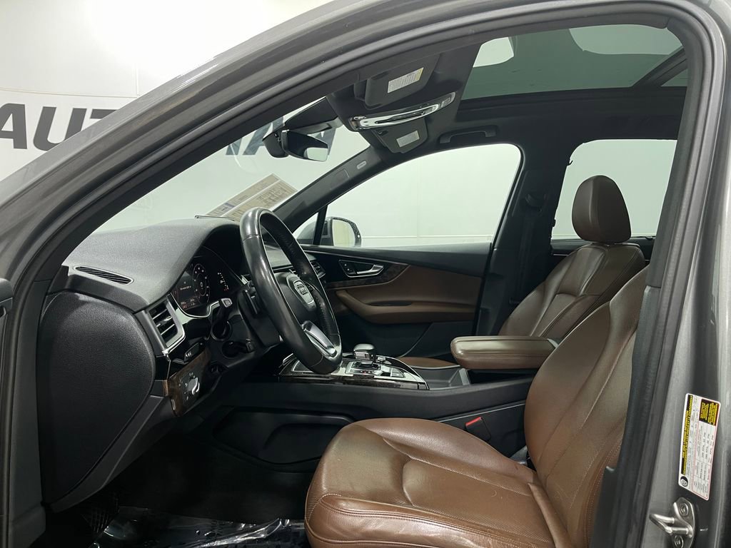 Used 2018 Audi Q7 3.0T Premium Plus w/ Premium Plus Package image 14