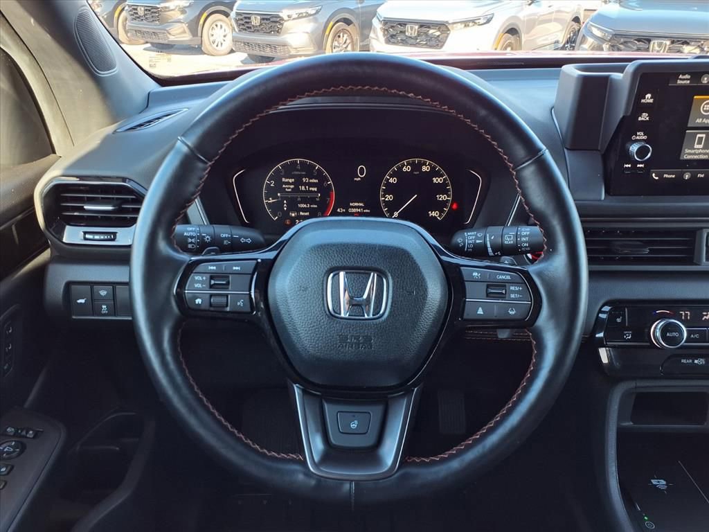 Certified 2025 Honda Pilot TrailSport image 16