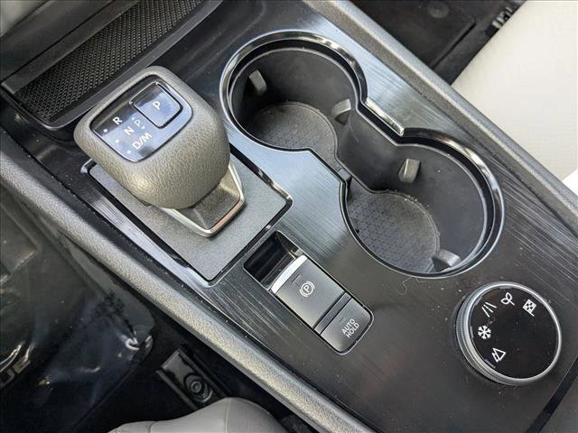 Used 2023 Nissan Rogue SV w/ SV Premium B Package image 11