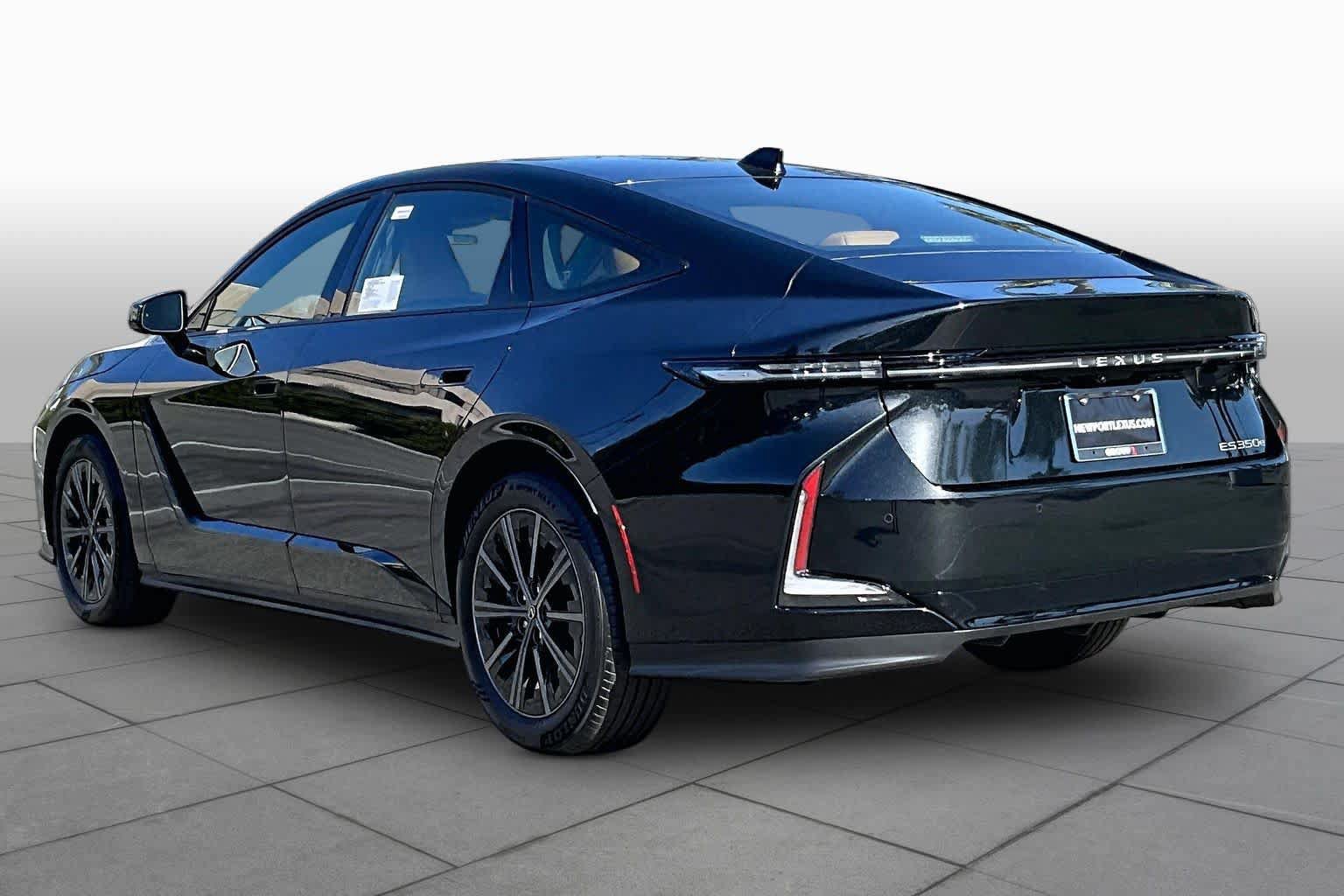 New 2026 Lexus ES 350e FWD image 7