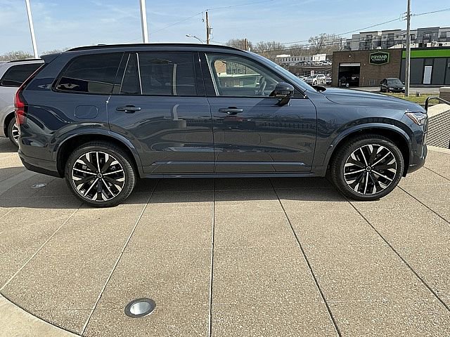 New 2026 Volvo XC90 T8 Ultra w/ Lounge Package image 7