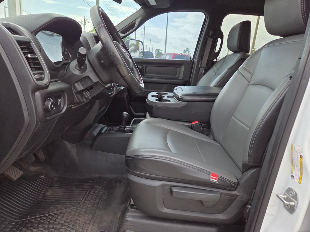 Used 2022 RAM 2500 Tradesman w/ Chrome Appearance Group AWD/4WD image 26