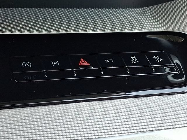 Used 2025 Ford Expedition Max Active AWD/4WD image 25