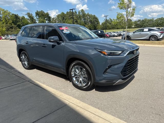 Used 2026 Toyota Grand Highlander AWD image 6