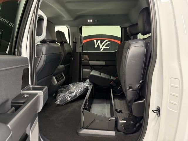 New 2026 Ford F350 Lariat w/ Black Appearance Package image 16
