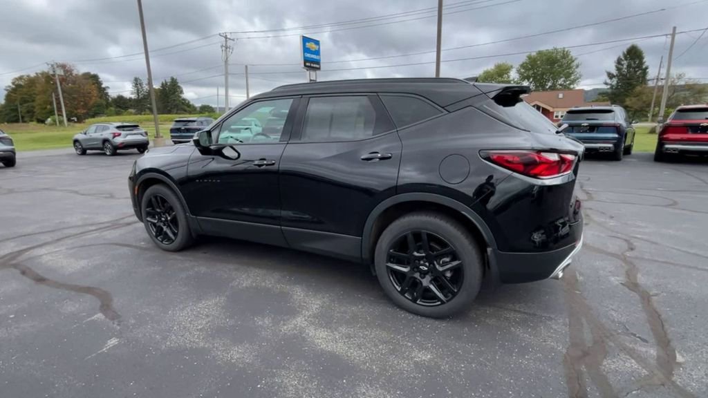 Used 2019 Chevrolet Blazer LT image 6